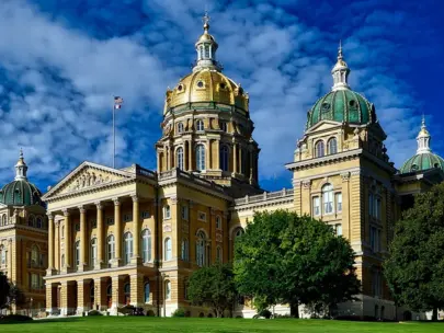 image of Iowa State Capitol building
